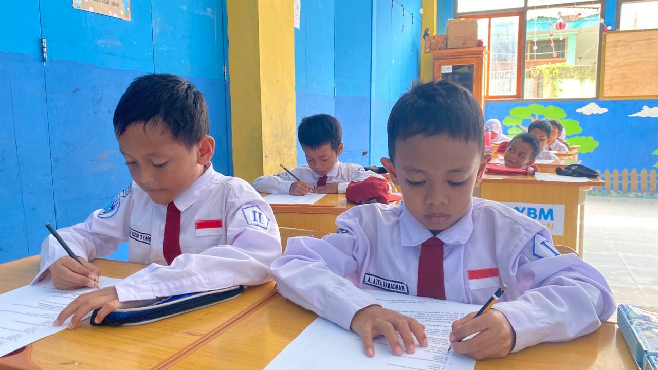 TINGKATKAN KOMPETENSI: SD Juara Al Hikmah Jayapura Mulai Gelar Asesmen Sumatif