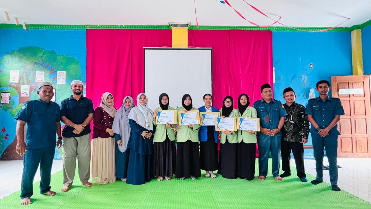 DUA PERGURUAN TINGGI, SATU SEMANGAT: Perpisahan 11 Mahasiswa PPL IAIN dan Uncen